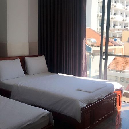 Nam Phuong Hotel Nha Trang Exteriör bild