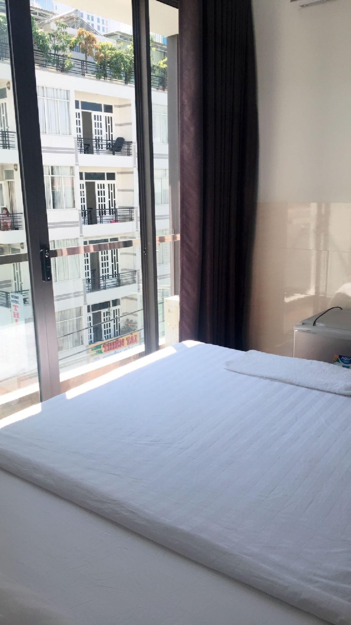 Nam Phuong Hotel Nha Trang Exteriör bild